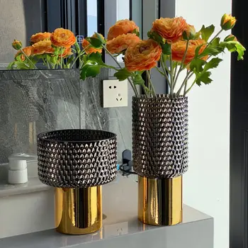 Europos stilius šviesos prabanga galvanizavimo aukso stiklo vaza apdailos namų minkšta apdaila gėlių kompozicijų apdaila